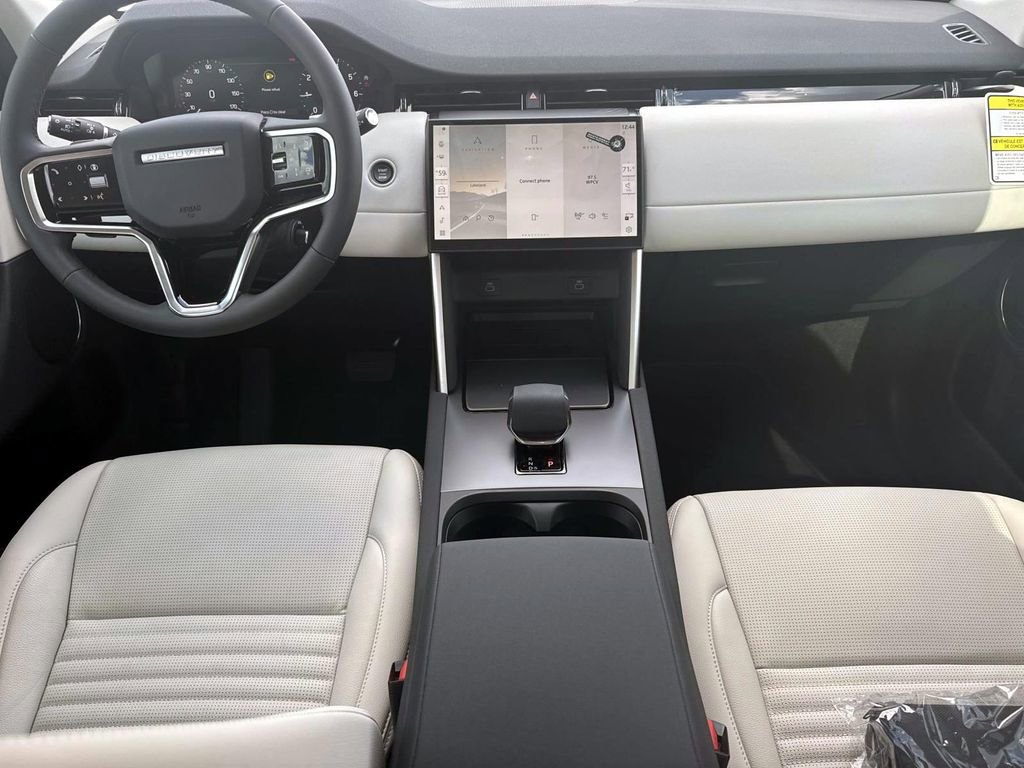 New 2025 Land Rover Discovery Sport S image 13