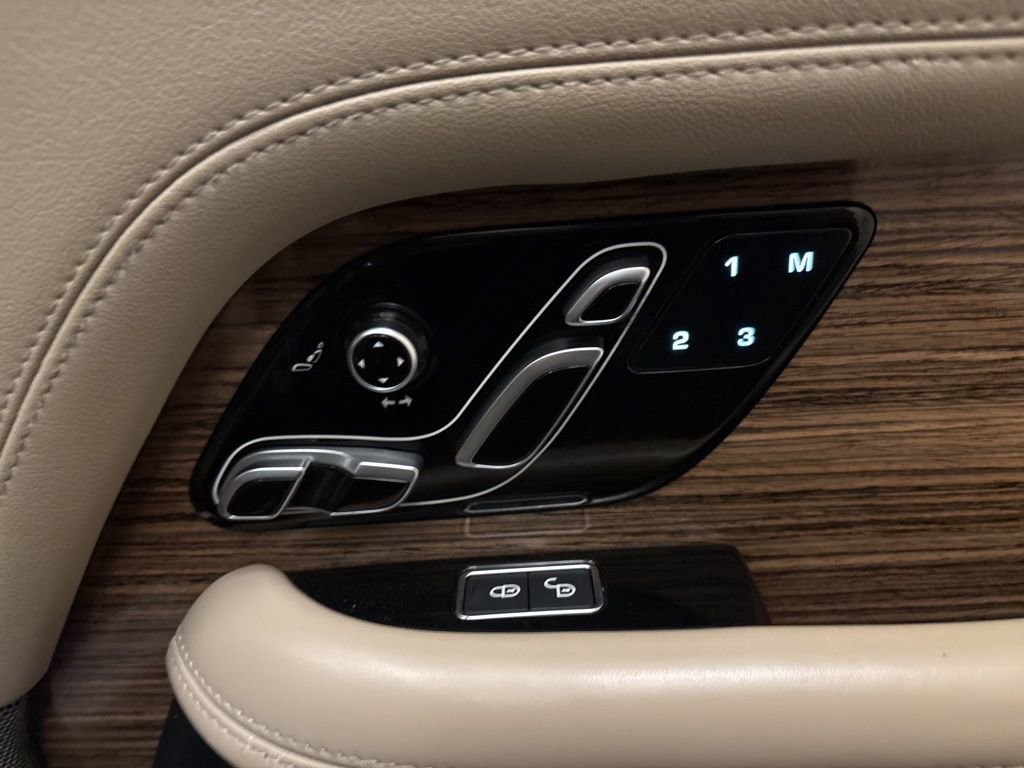 Used 2019 Land Rover Range Rover Supercharged image 30