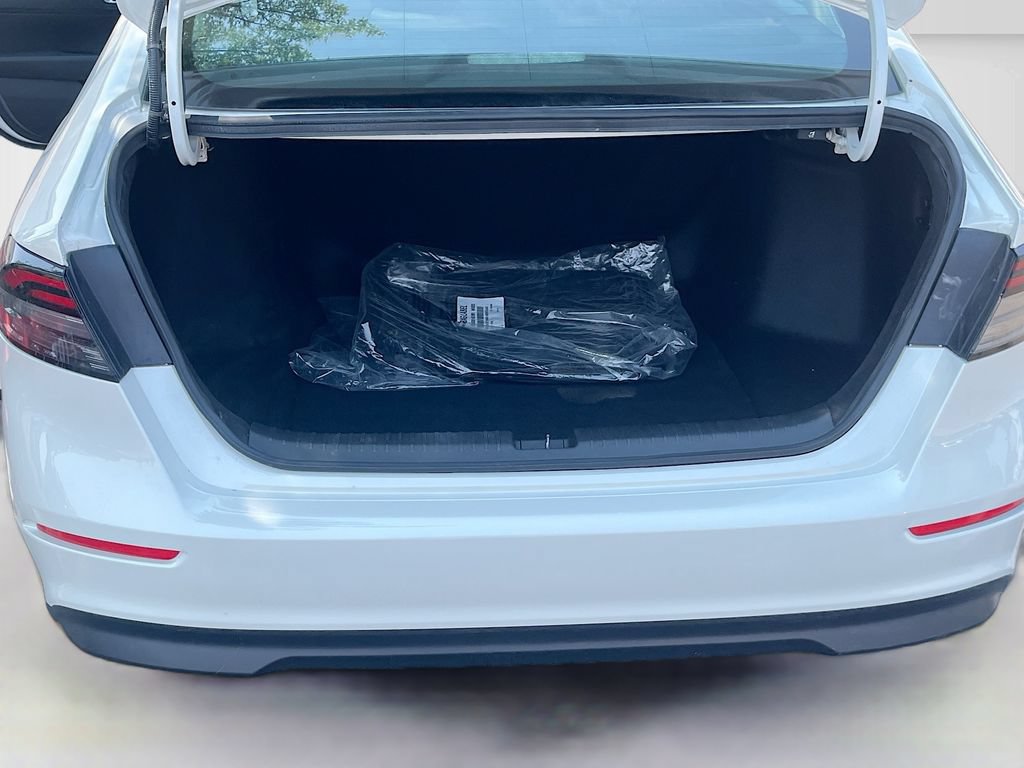 Used 2025 Honda Accord LX image 23