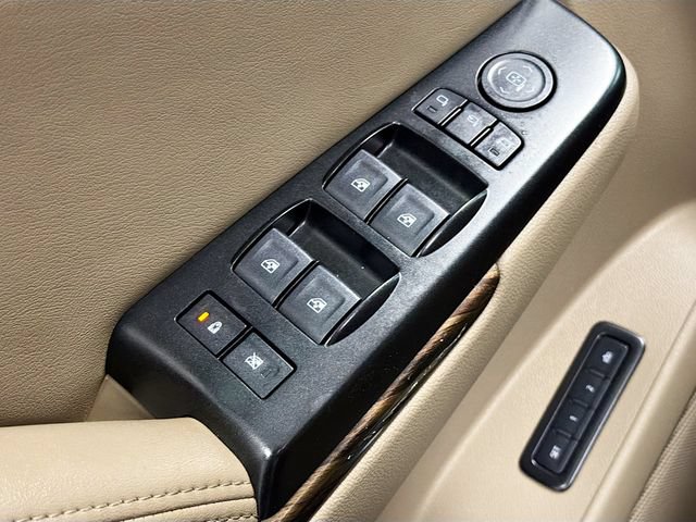 Used 2019 GMC Yukon SLT w/ Premium Edition AWD/4WD image 22
