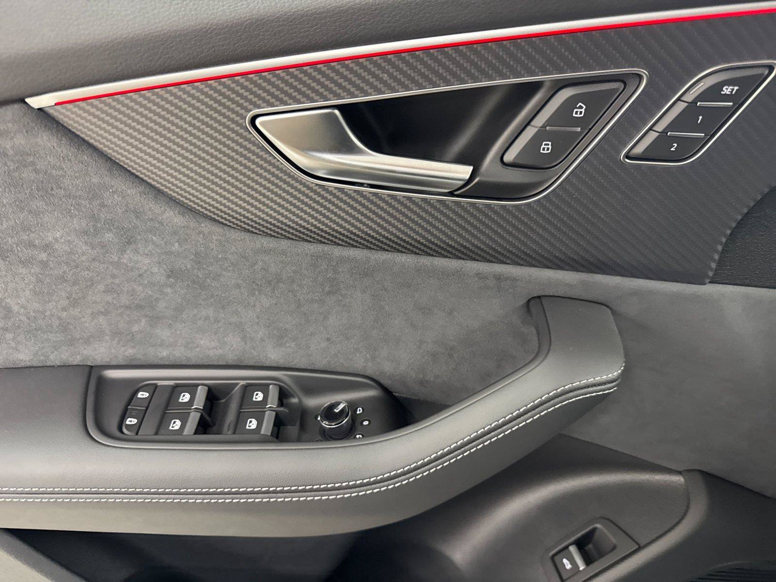 New 2026 Audi SQ8 Premium Plus AWD/4WD image 10