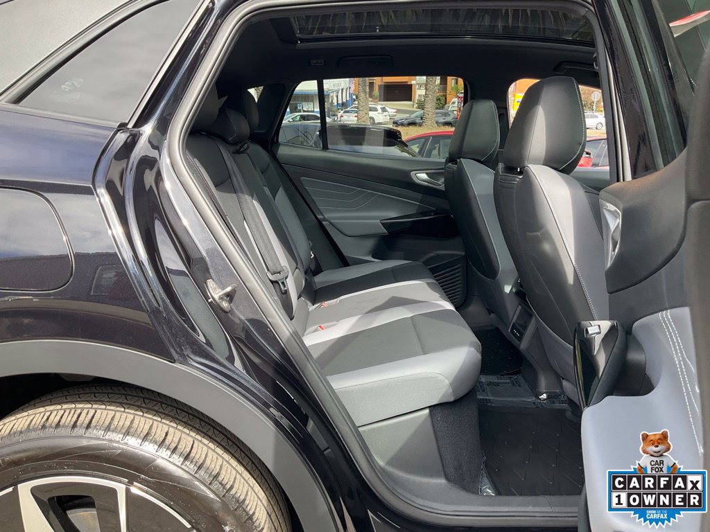 Used 2023 Volkswagen ID.4 Pro S AWD/4WD image 45