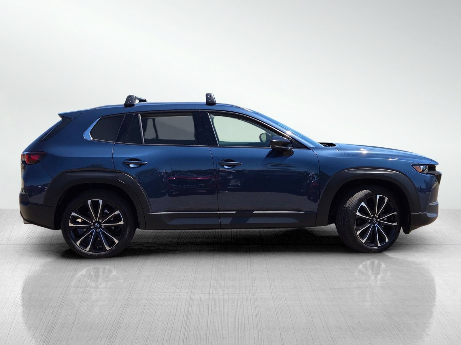 Certified 2025 MAZDA CX-50 AWD 2.5 S w/ Premium Plus Pkg image 3