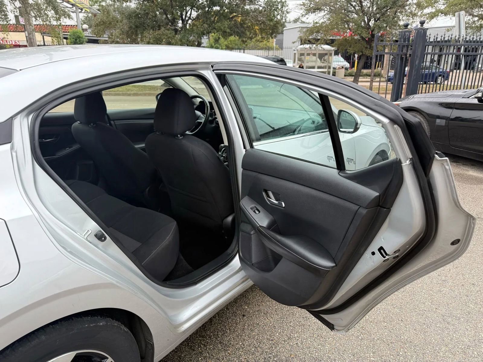 Used 2023 Nissan Sentra SV w/ All-Weather Package image 24