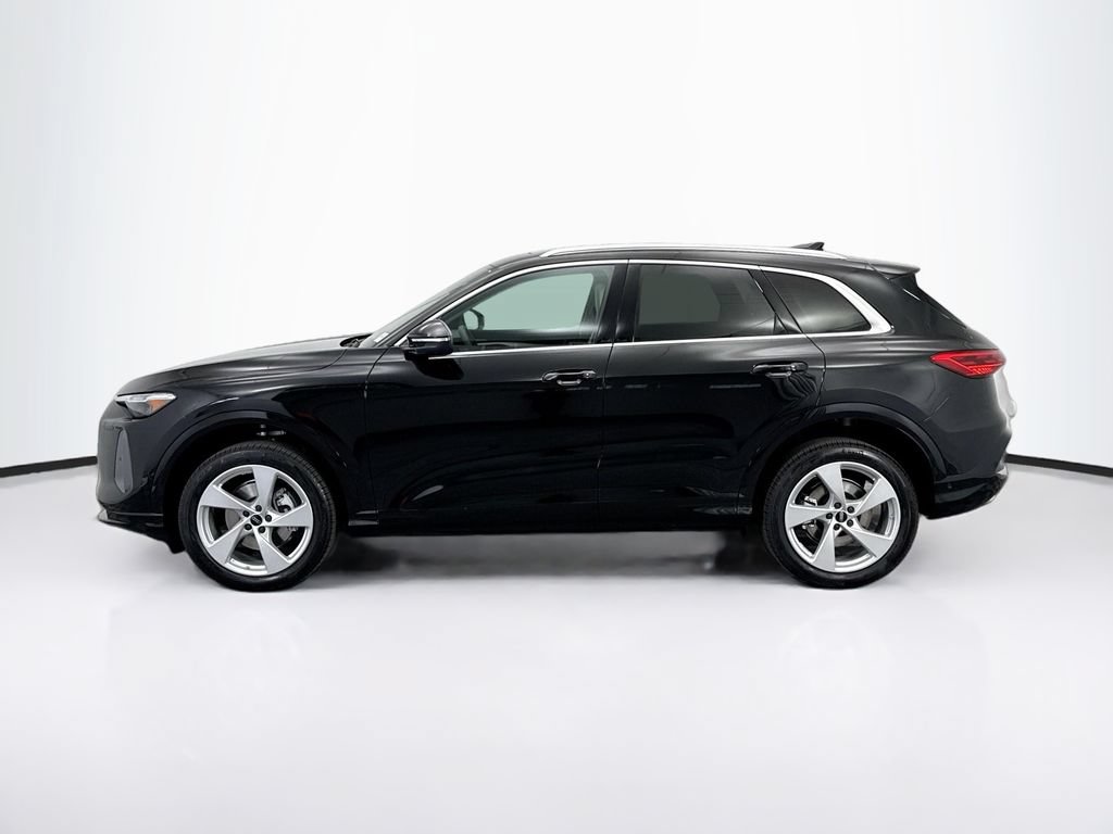 Used 2025 Audi Q5 Premium Plus AWD/4WD image 8