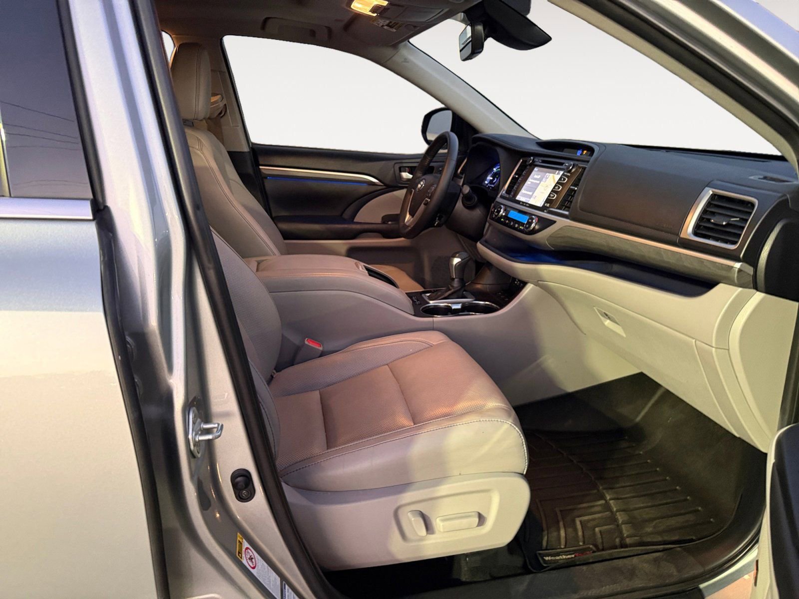 Used 2019 Toyota Highlander Limited image 15
