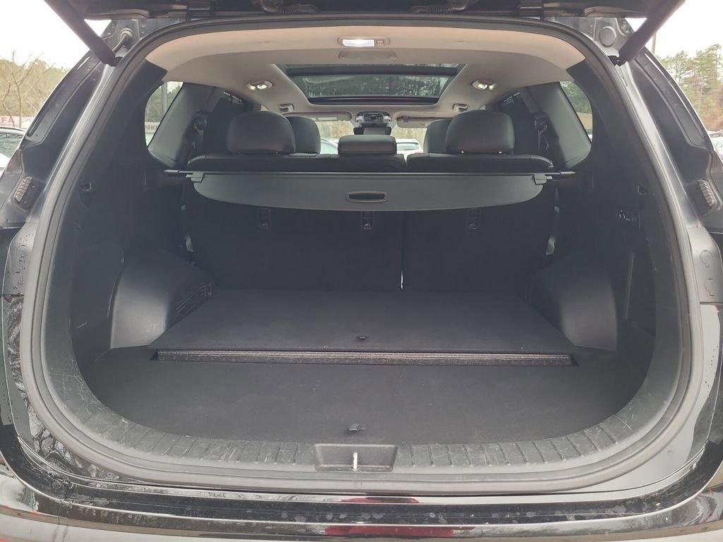 Used 2022 Hyundai Santa Fe SEL w/ Convenience + Premium Package image 17