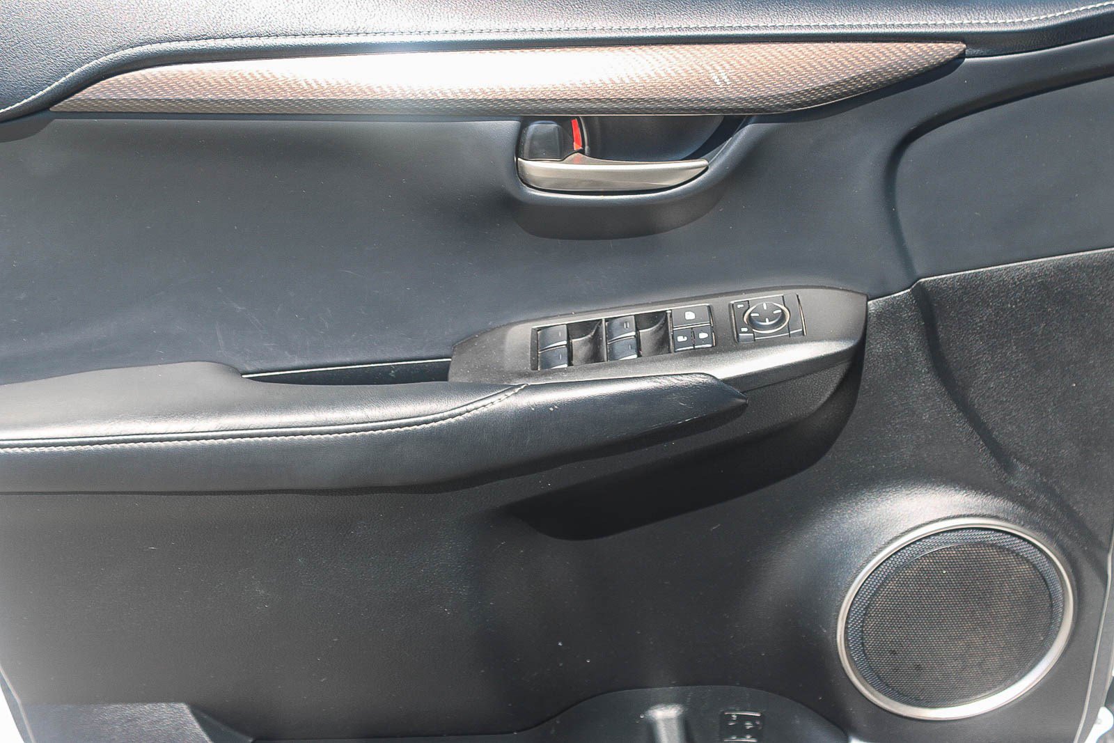 Used 2017 Lexus NX 200t FWD w/ Accessory Package 2 image 21