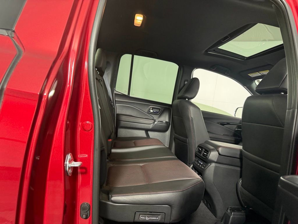 Used 2025 Honda Ridgeline Black Edition image 27