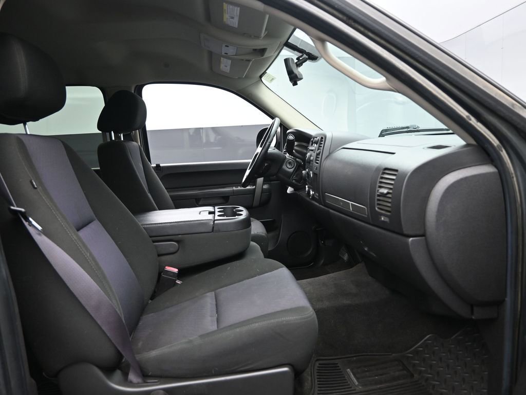 Used 2011 Chevrolet Silverado 1500 LT w/ All-Star Edition image 18