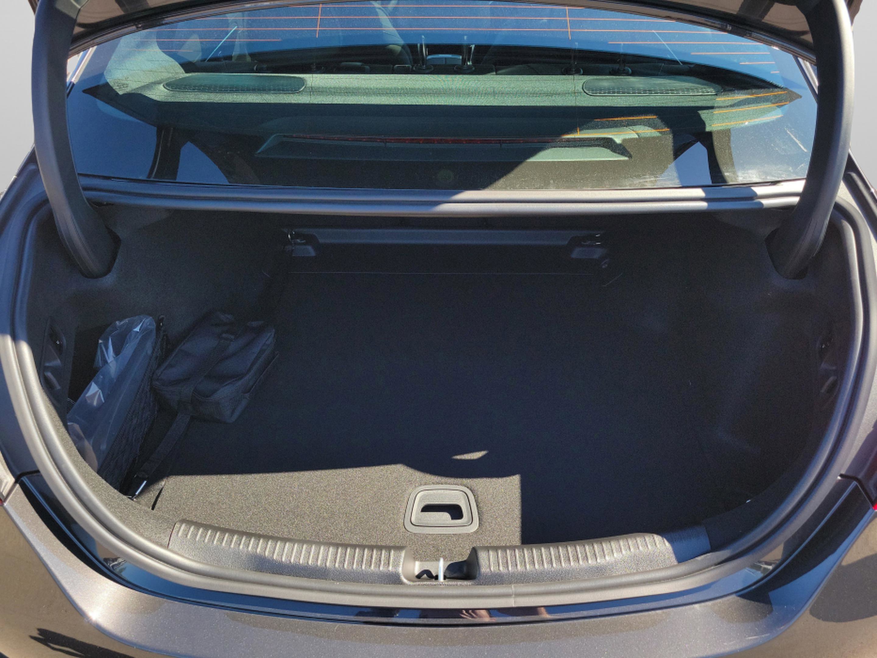 Used 2026 Mercedes-Benz C 300 Sedan image 30