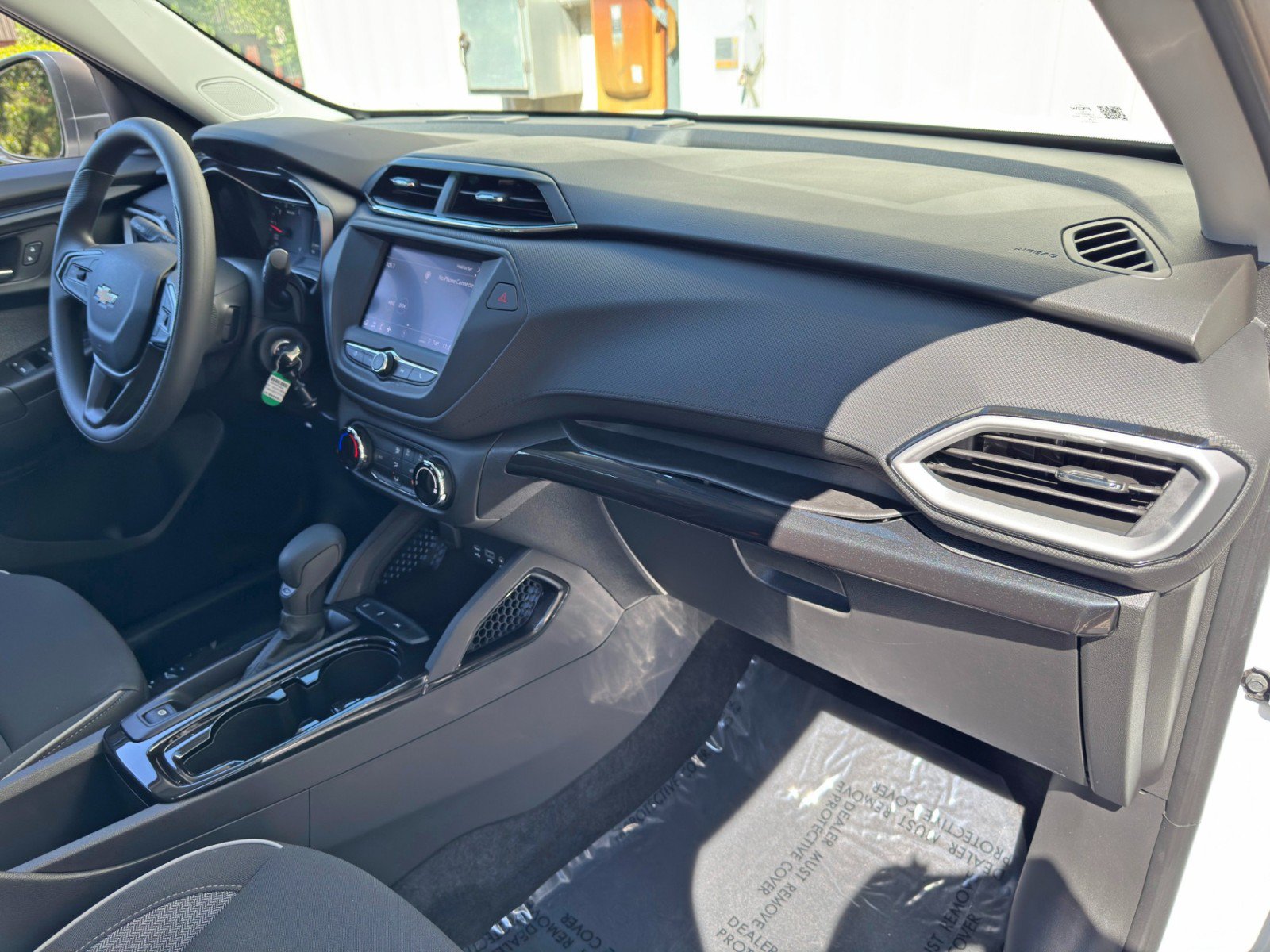 Used 2023 Chevrolet TrailBlazer LS FWD image 13