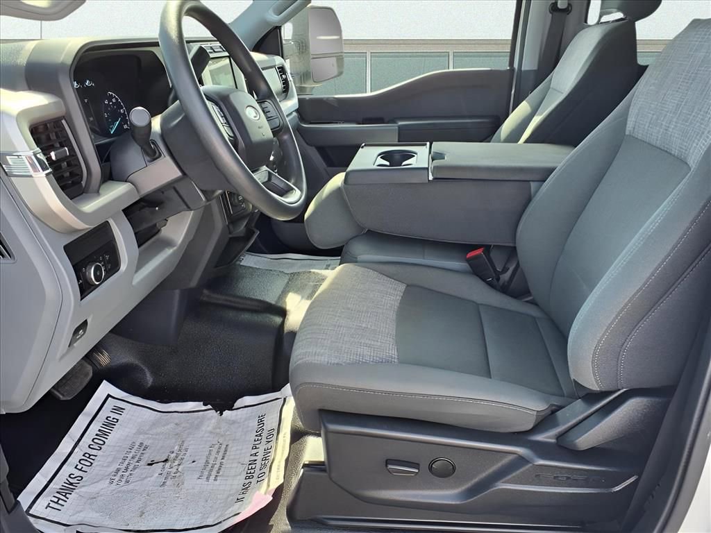 Used 2023 Ford F350 XLT w/ FX4 Off-Road Package image 23