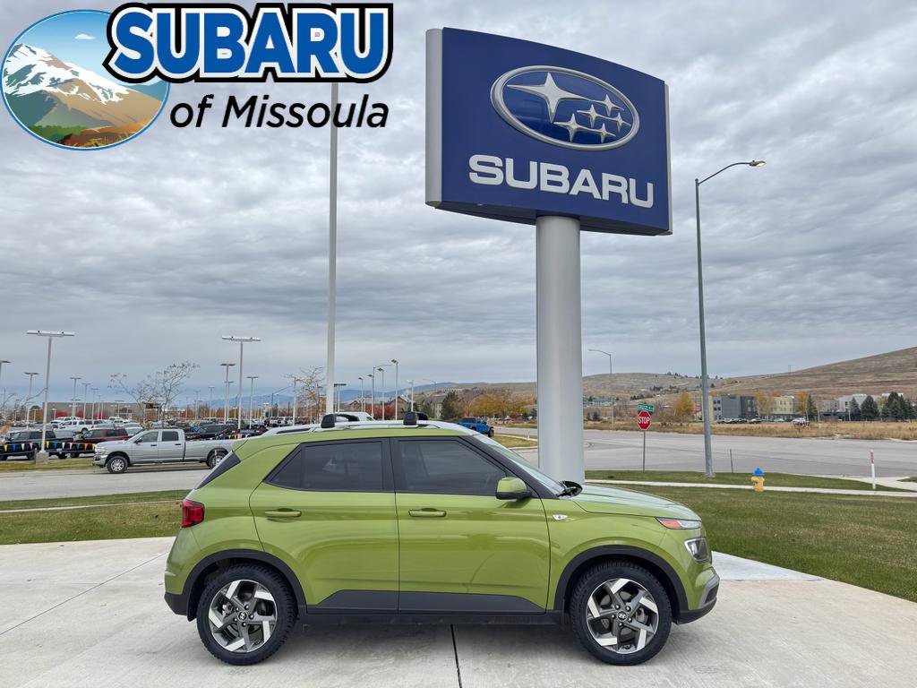 Used 2022 Hyundai Venue SEL w/ Cargo Package image 1