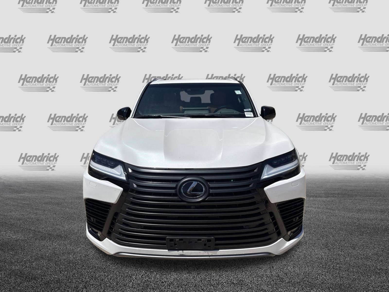 Used 2023 Lexus LX 600 4WD w/ Appearance Package image 3