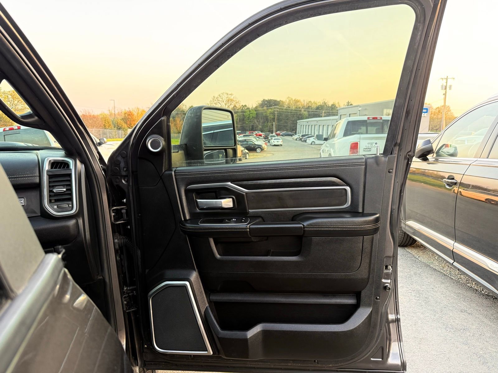 Used 2023 RAM 3500 Laramie image 38