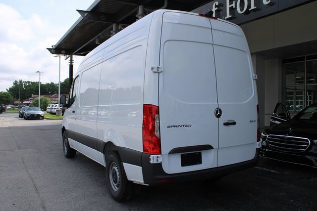 New 2025 Mercedes-Benz Sprinter 2500 image 17