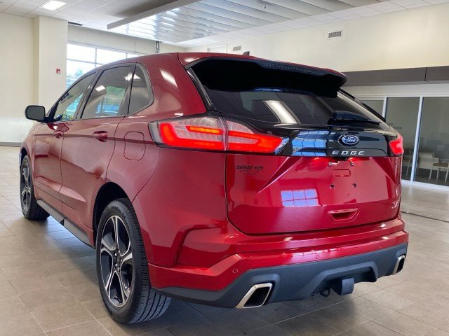Used 2022 Ford Edge ST w/ Cargo Accessory Package AWD/4WD image 5