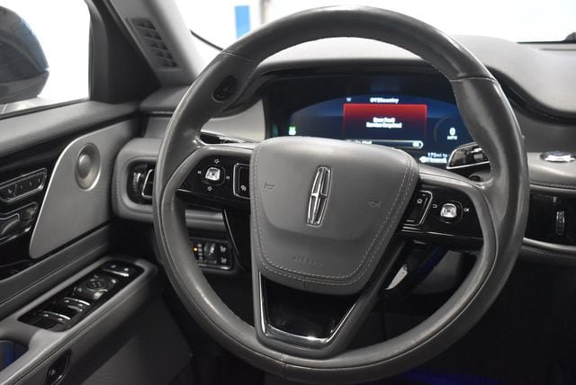 Used 2020 Lincoln Aviator Reserve w/ Equipment Group 202A AWD/4WD image 24