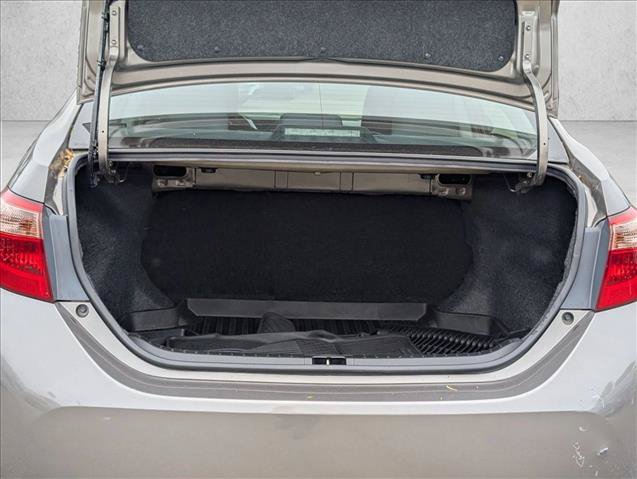 Used 2018 Toyota Corolla LE FWD image 6