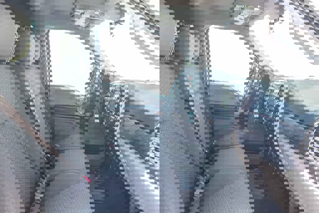 Used 2017 Ford F350 XLT w/ XLT Premium Package image 15