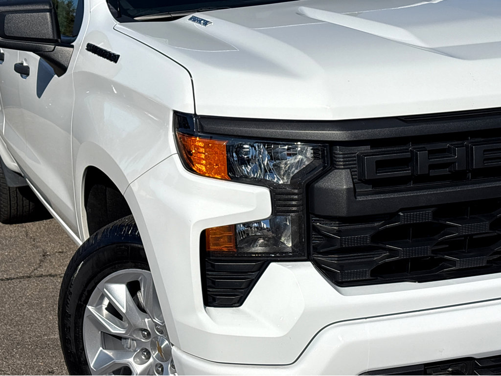 Used 2025 Chevrolet Silverado 1500 Custom image 25