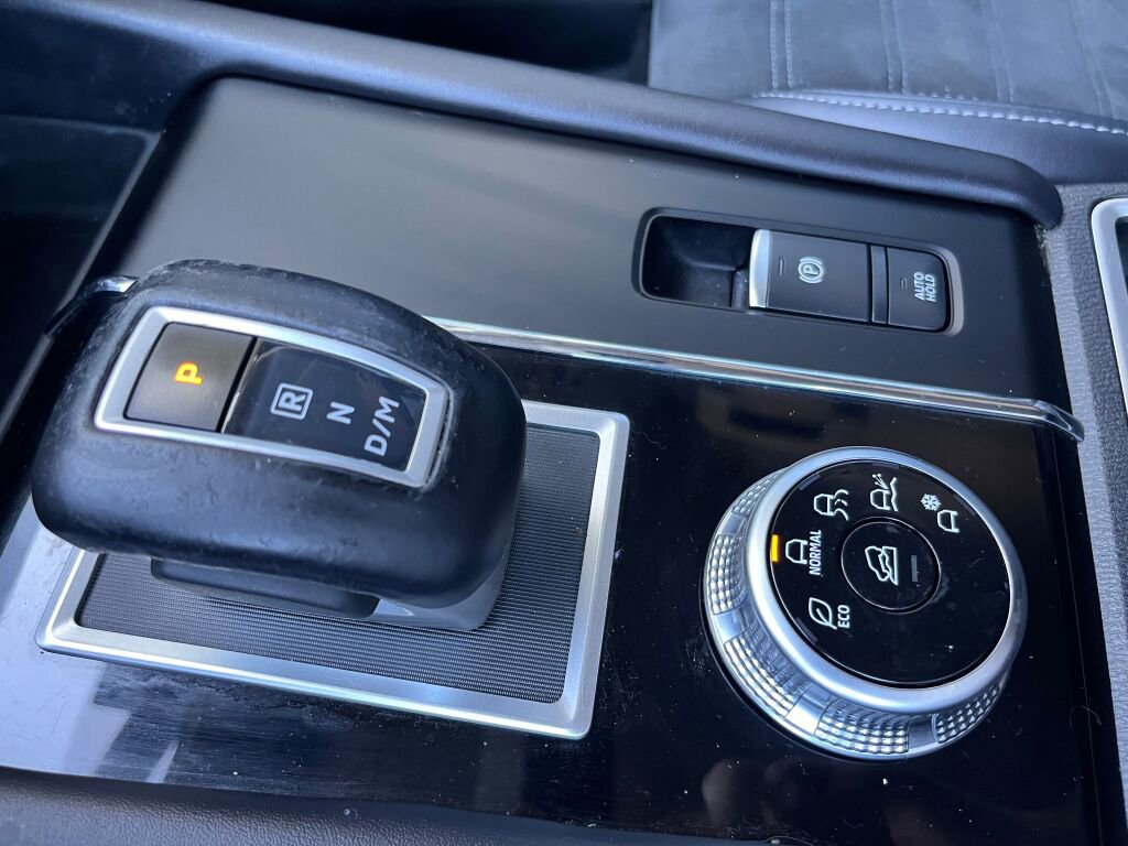 Used 2024 Mitsubishi Outlander SE image 19