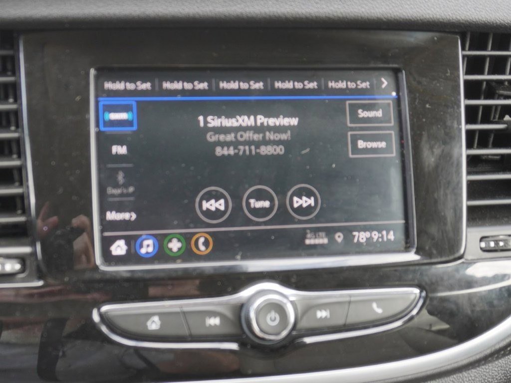 Used 2021 Buick Encore Preferred image 17