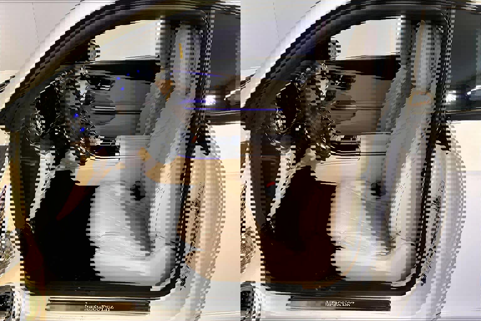 New 2026 Mercedes-Benz CLE 450 4MATIC Coupe image 13