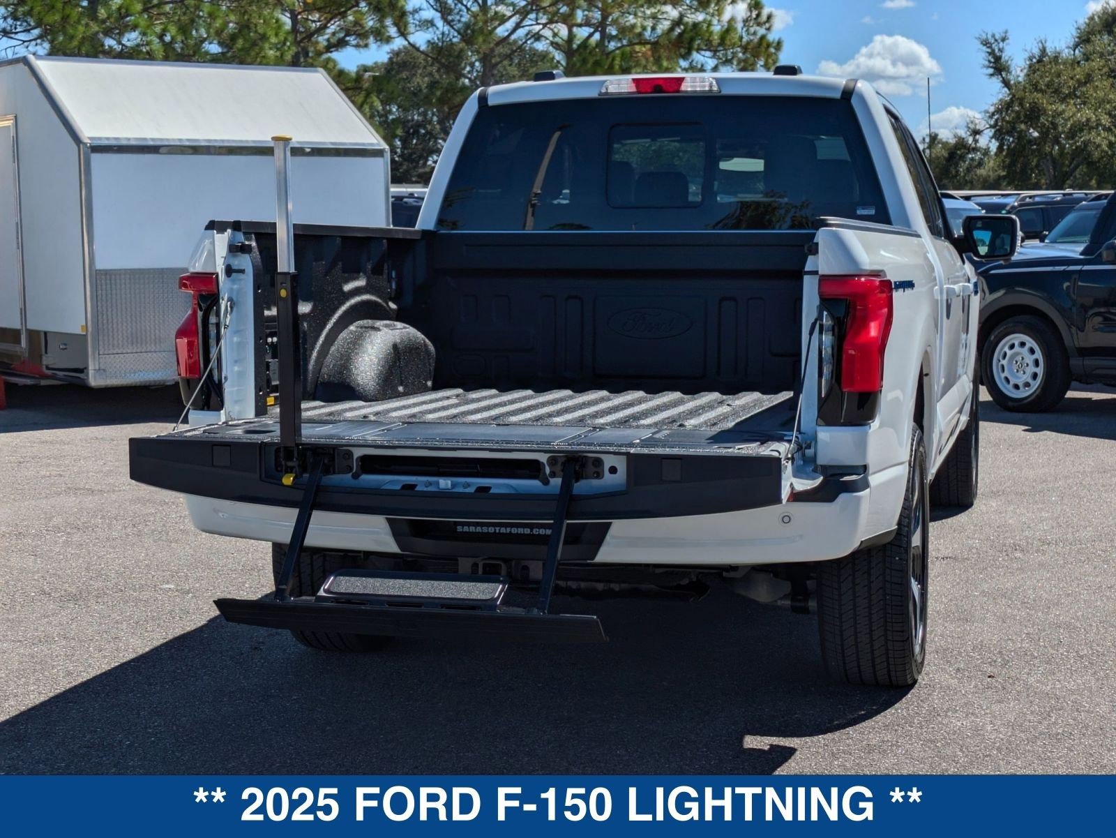 New 2025 Ford F150 Lightning Platinum image 14