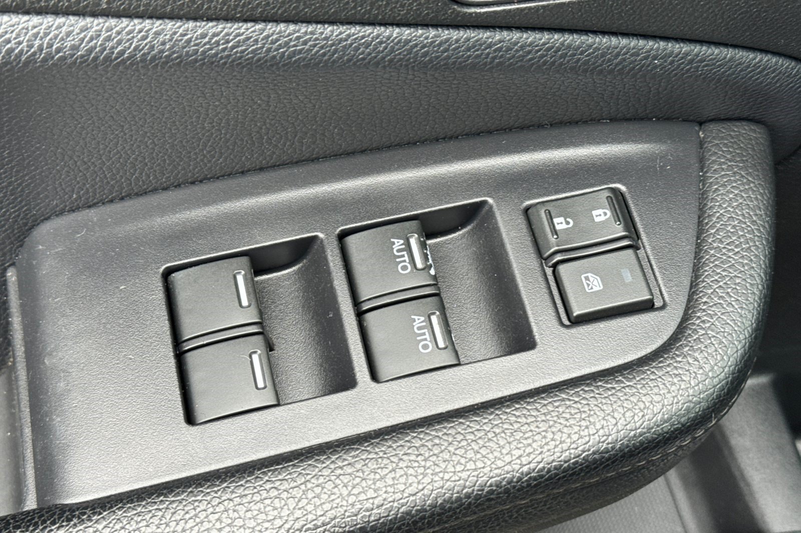 Used 2019 Honda Pilot EX-L image 14