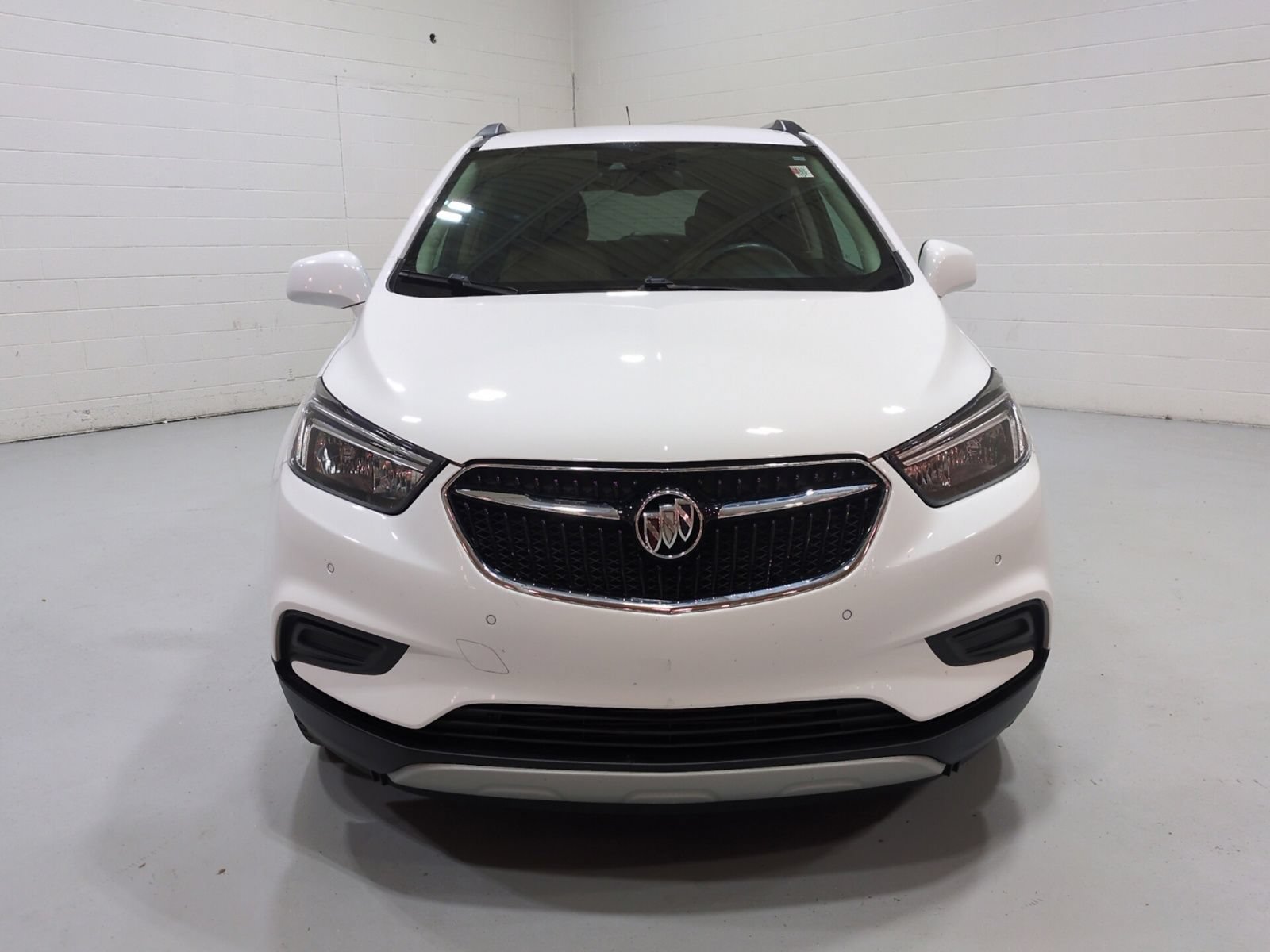 Used 2021 Buick Encore Preferred w/ Safety Package II FWD image 8