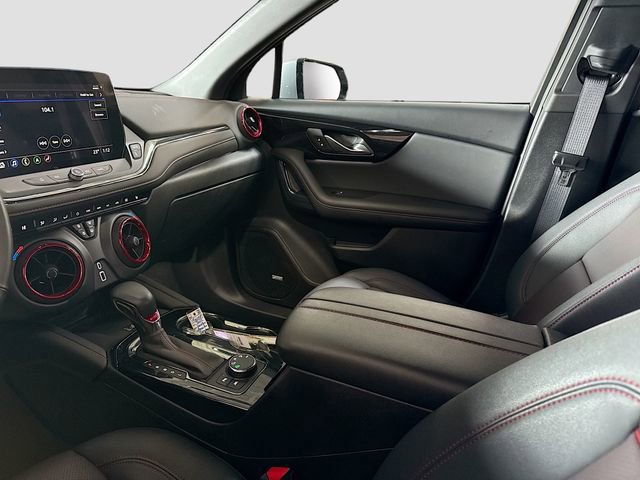 Used 2024 Chevrolet Blazer RS image 25
