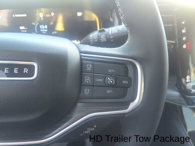 Used 2023 Jeep Wagoneer Series III w/ Convenience Group I image 14