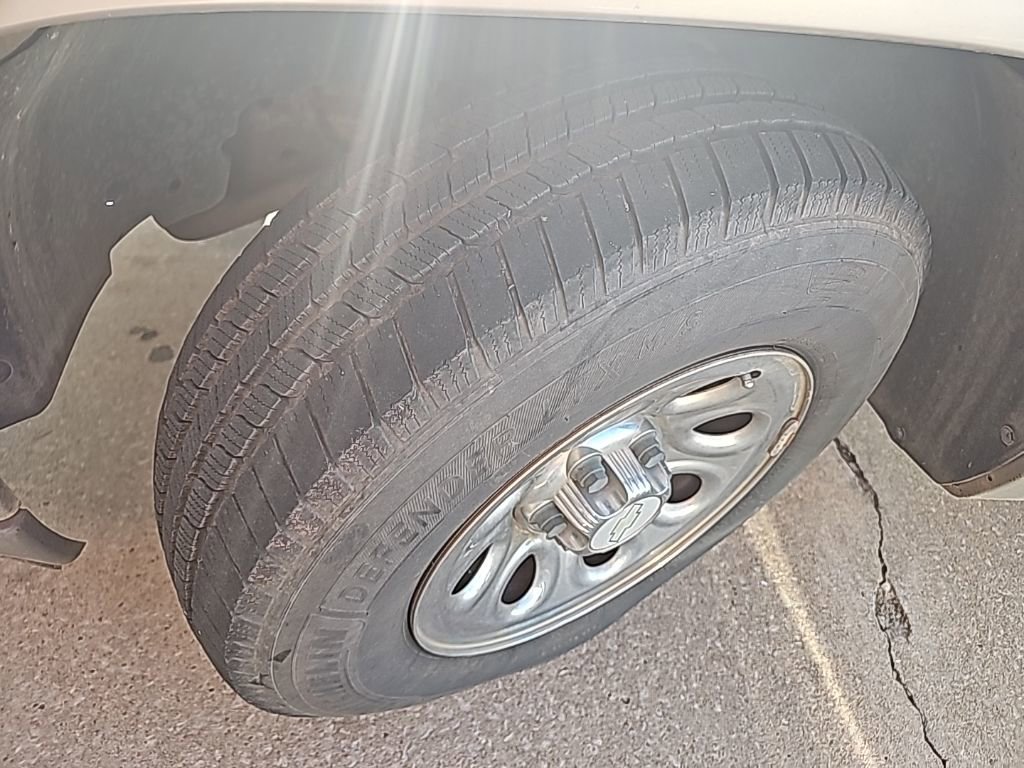 Used 2005 Chevrolet Silverado 1500 LS w/ Light Duty Power Package RWD image 6