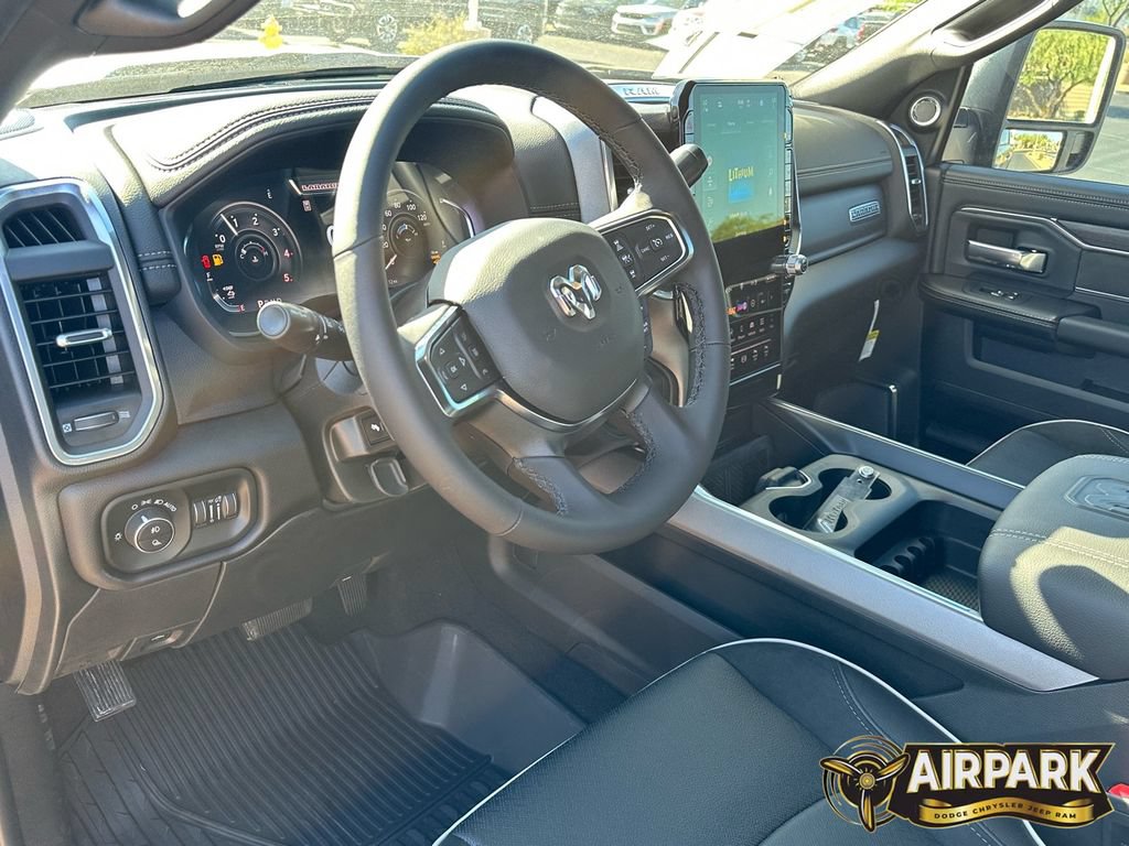 New 2025 RAM 2500 Laramie AWD/4WD image 16