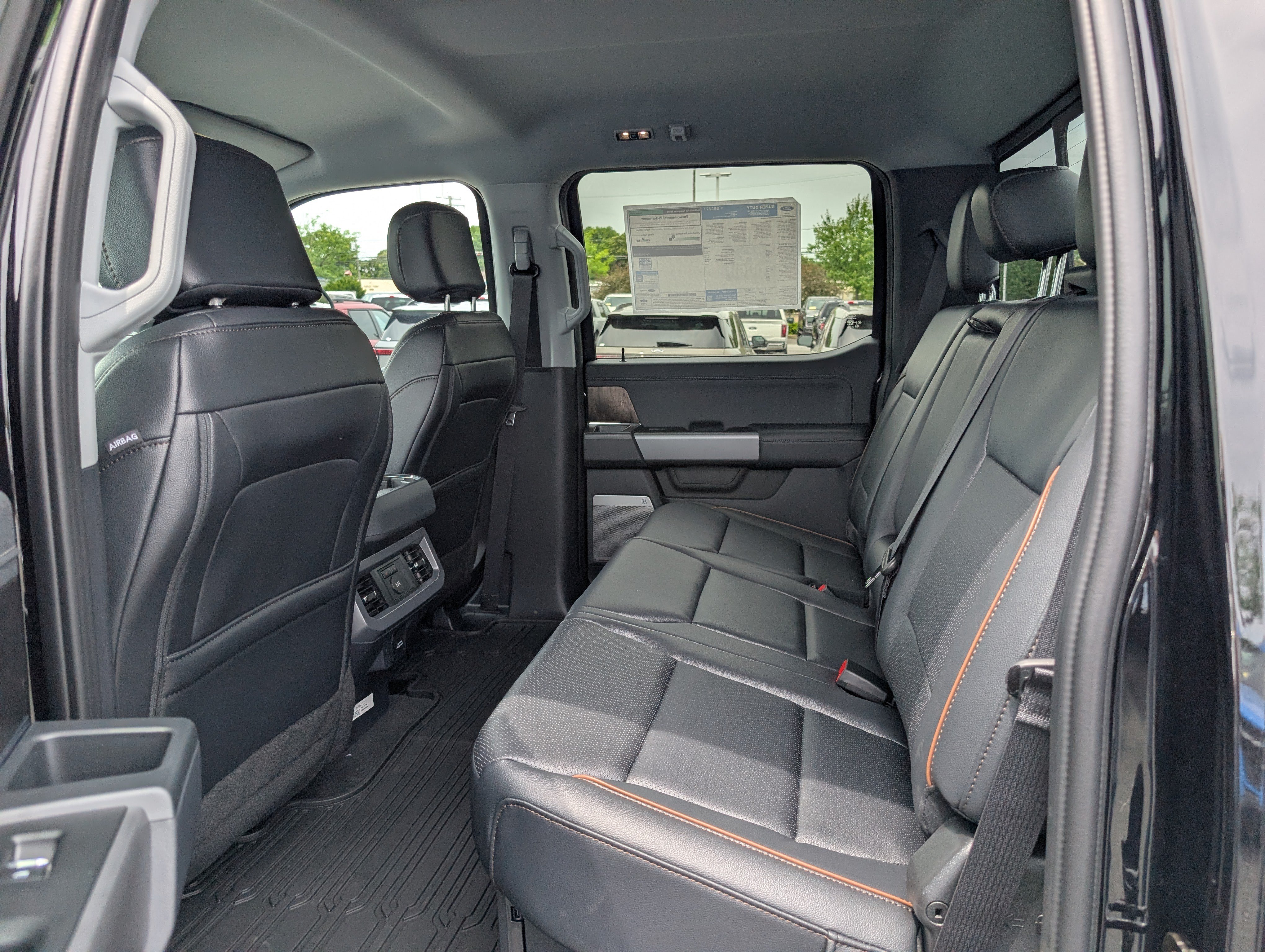 New 2026 Ford F250 Lariat w/ Tremor Off-Road Package AWD/4WD image 9