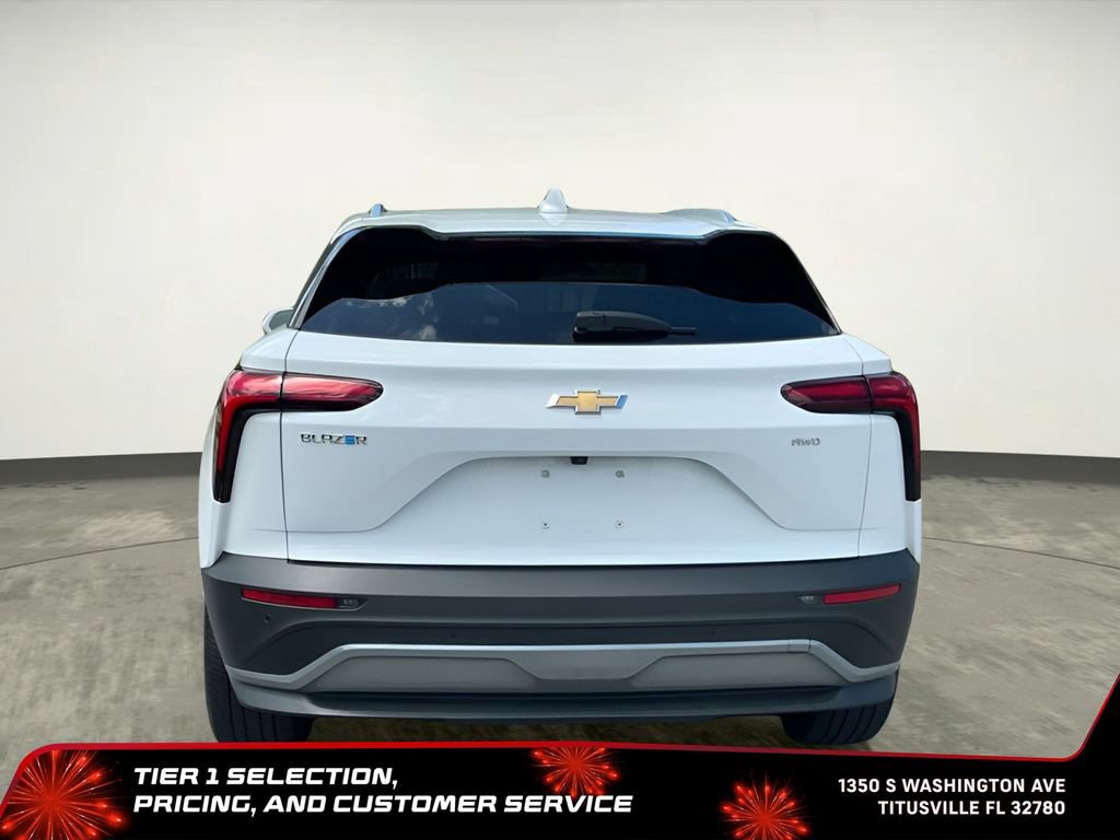 Used 2024 Chevrolet Blazer EV LT AWD/4WD image 9