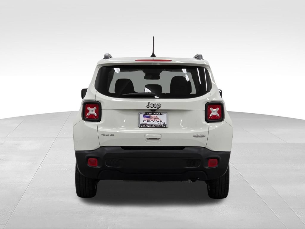 Used 2020 Jeep Renegade Latitude w/ Cold Weather Group AWD/4WD image 6