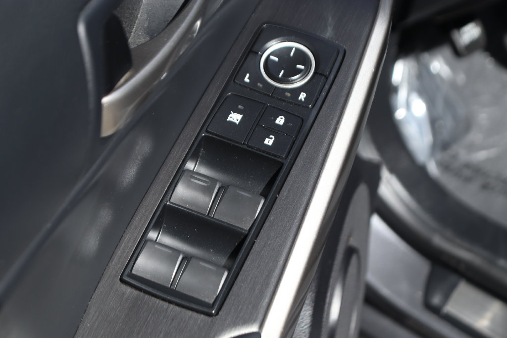 Used 2019 Lexus IS 300 F Sport w/ F Sport Package RWD image 16