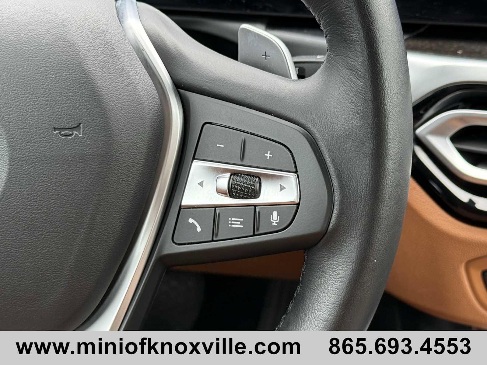 Used 2023 BMW 330i xDrive Sedan w/ Premium Package image 17