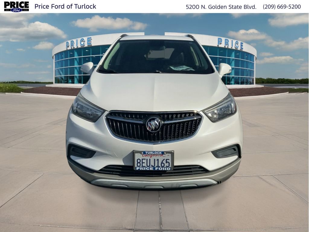 Used 2018 Buick Encore Preferred image 2