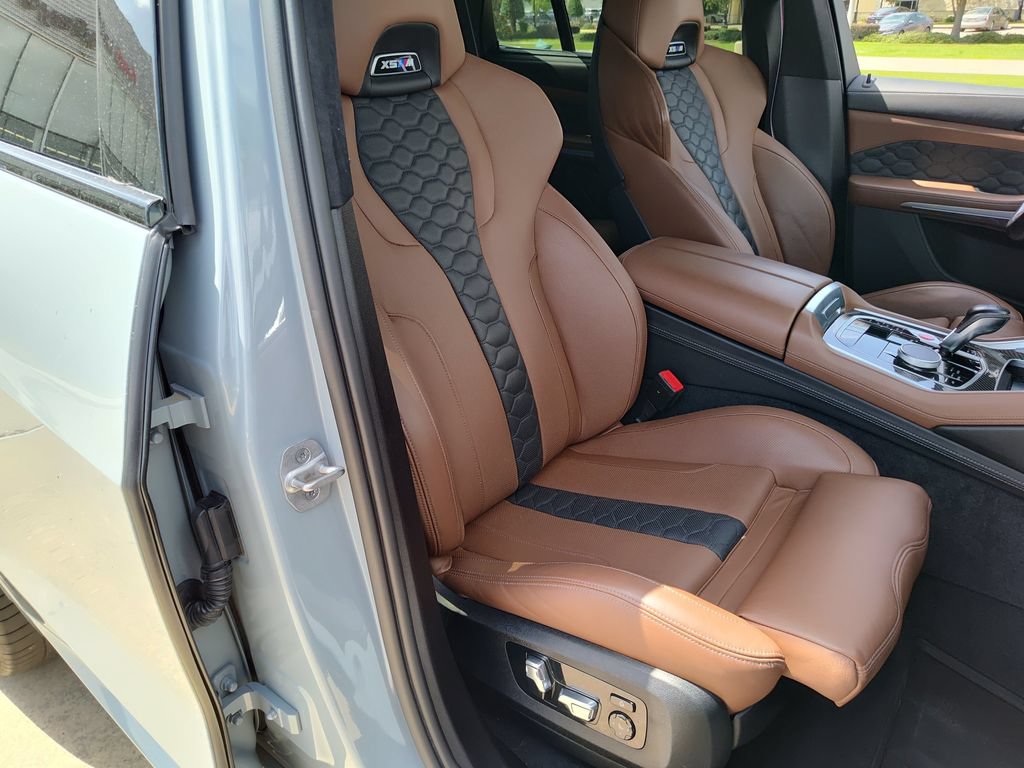 Used 2024 BMW X5 M Competition w/ Executive Package AWD/4WD image 33
