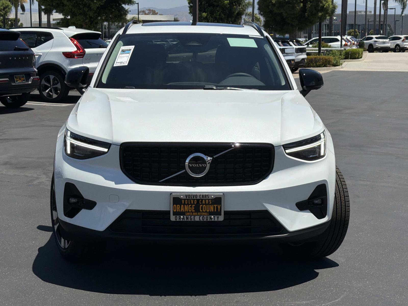 New 2026 Volvo XC40 B5 Ultra w/ Climate Package AWD/4WD image 2