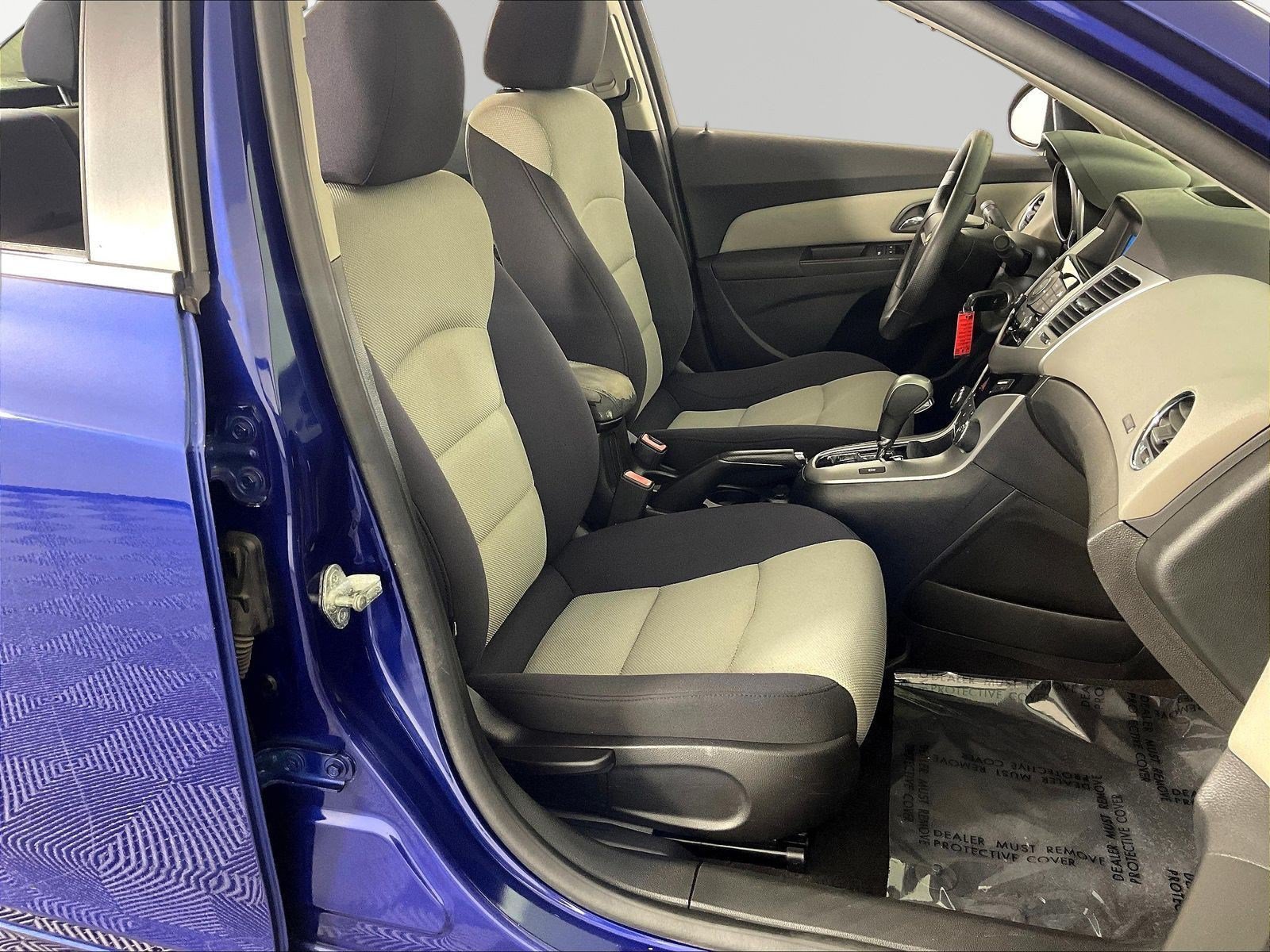 Used 2012 Chevrolet Cruze LS FWD image 26