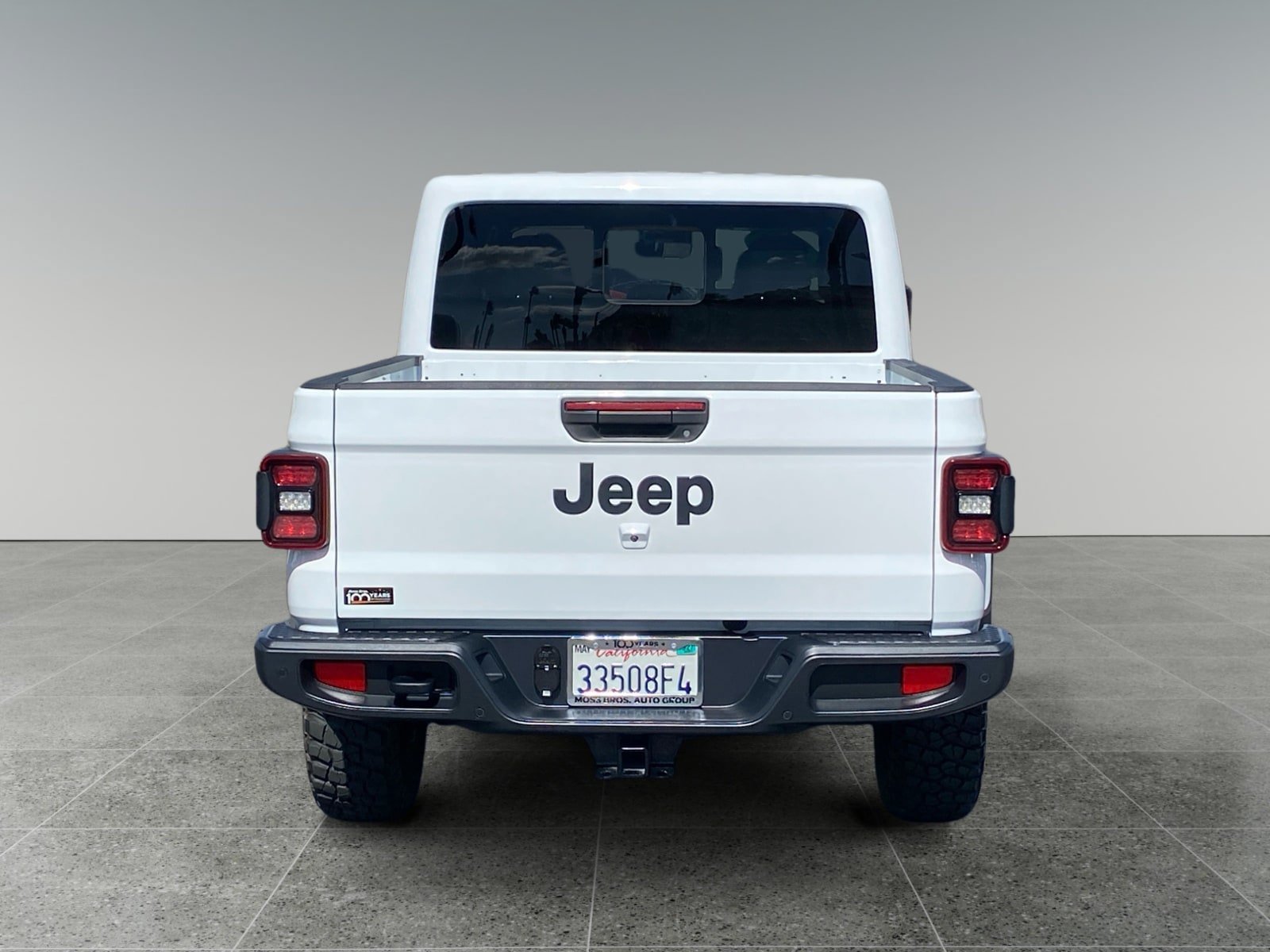 Used 2025 Jeep Gladiator Sport AWD/4WD image 4