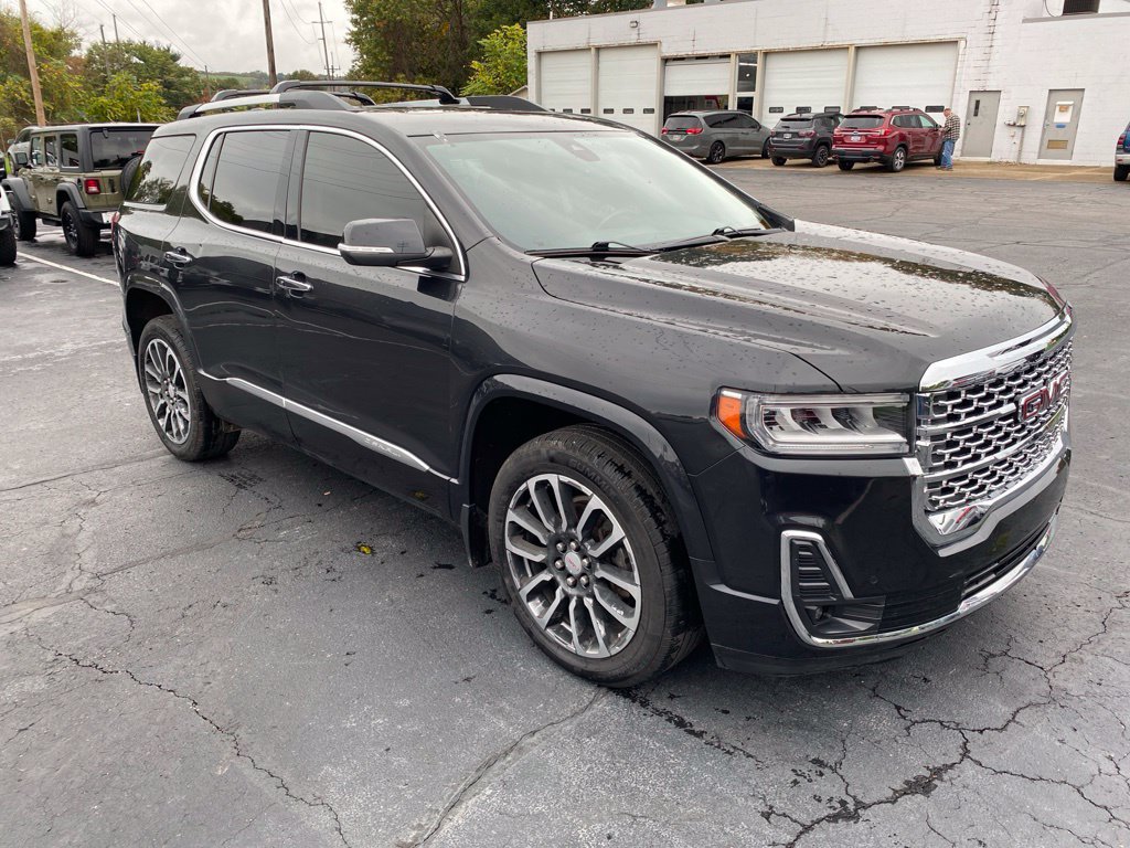 Used 2020 GMC Acadia Denali w/ LPO, Floor Liner Package AWD/4WD image 2