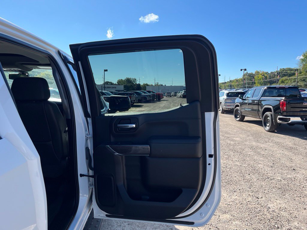 Used 2019 Chevrolet Silverado 1500 LTZ w/ LTZ Plus Package AWD/4WD image 29