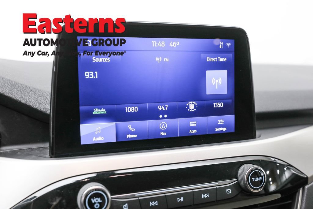 Used 2022 Ford Escape SE w/ Cold Weather Package image 19