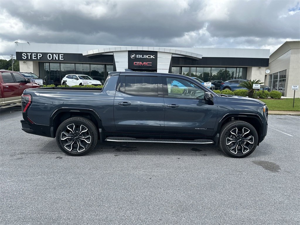 New 2025 GMC Sierra EV Denali image 9